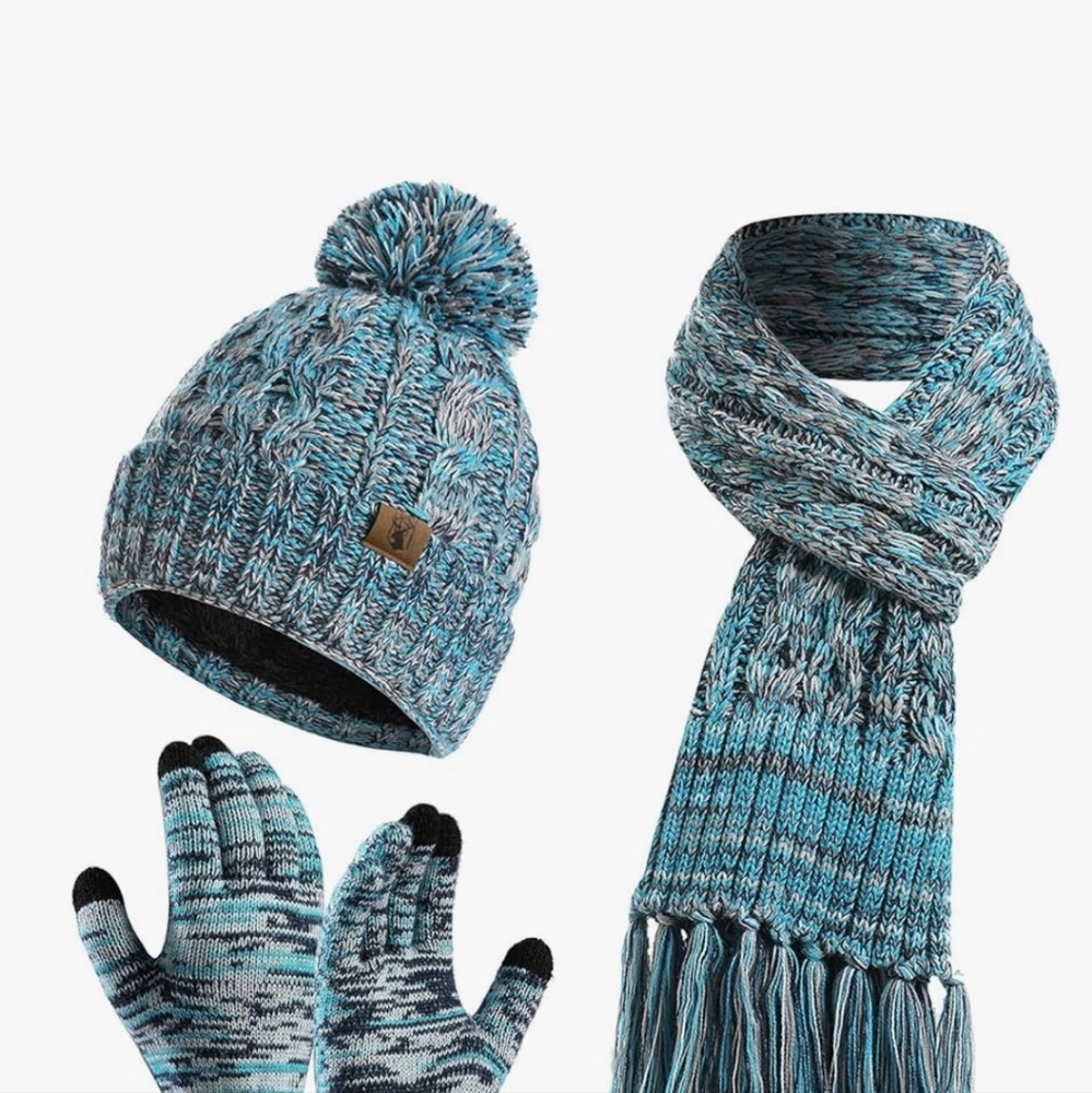 Beanie, Scarf and Glove Set in Snow Blue